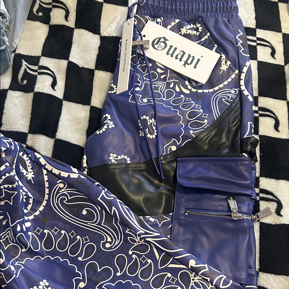 Guapi Men's Blueberry Bandana Pants Size 32